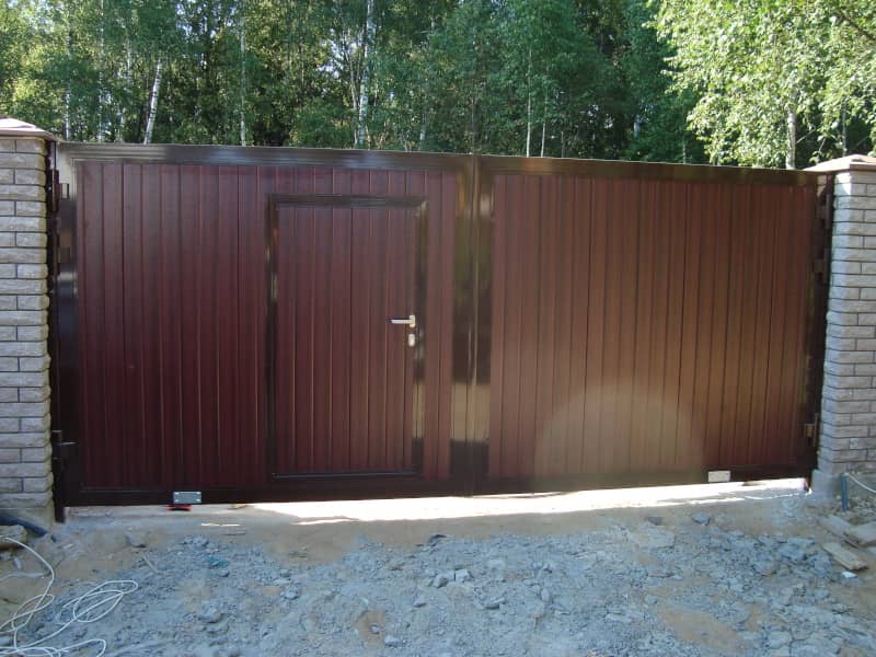 Уличные ворота DoorHan в Кстове с установкой